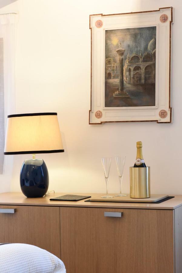 Sweet Apartment Frari Wenecja Zewnętrze zdjęcie