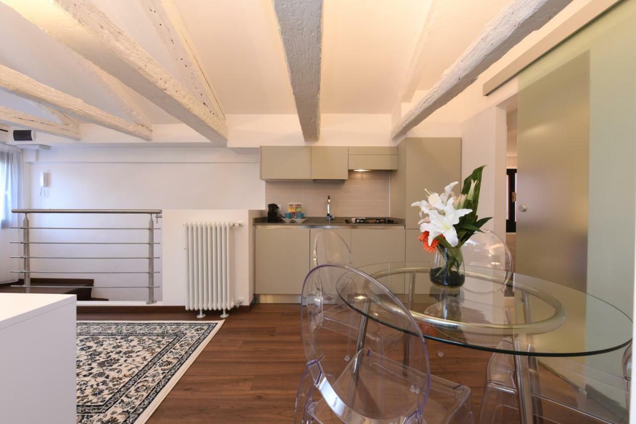 Sweet Apartment Frari Wenecja Zewnętrze zdjęcie